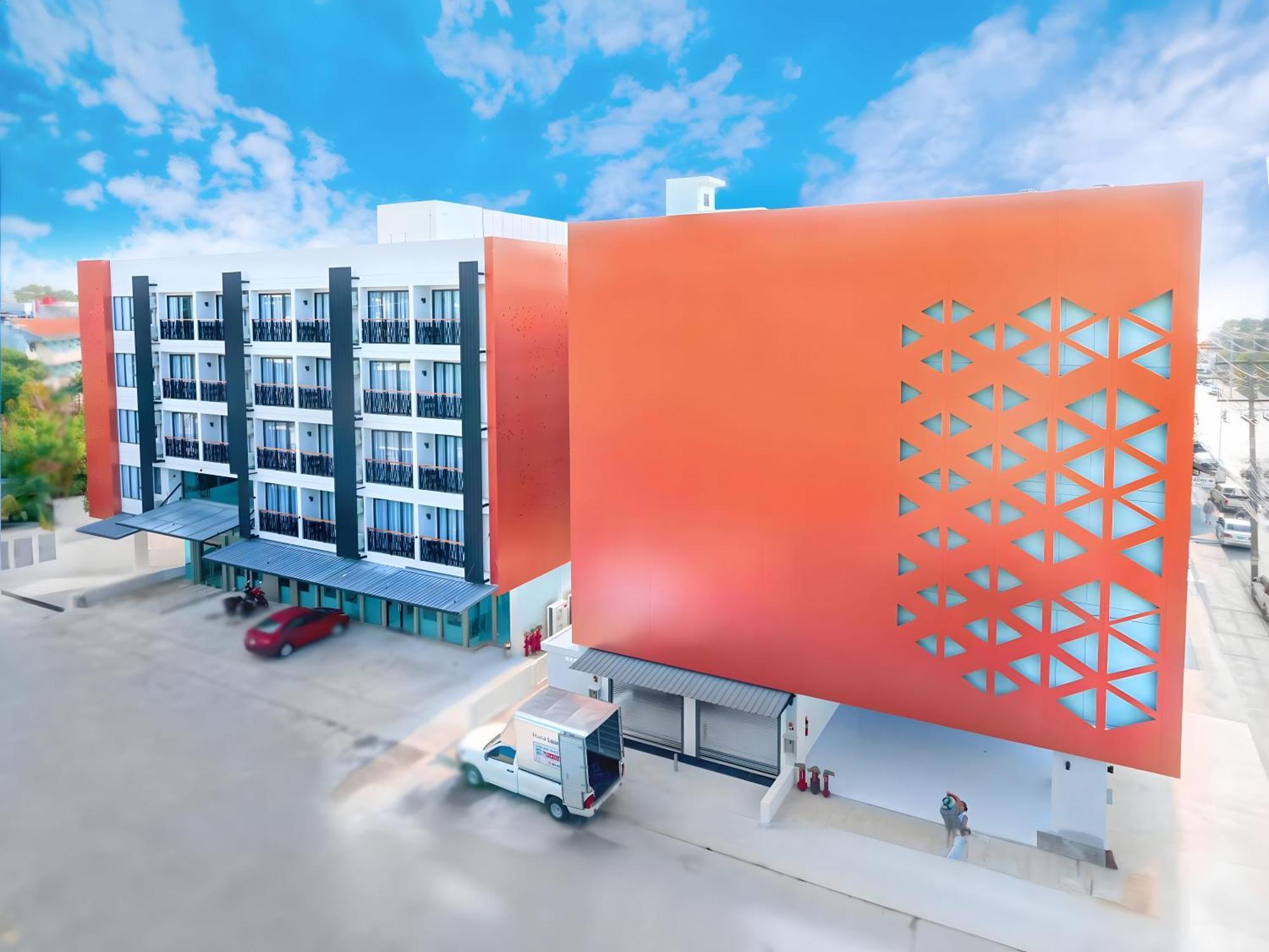 Phoenix Hotel Karon Beach Exterior foto